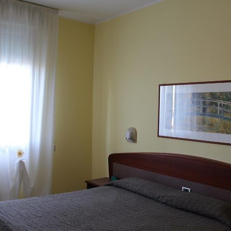 Albergo Sirena Bazzano Eksteriør bilde